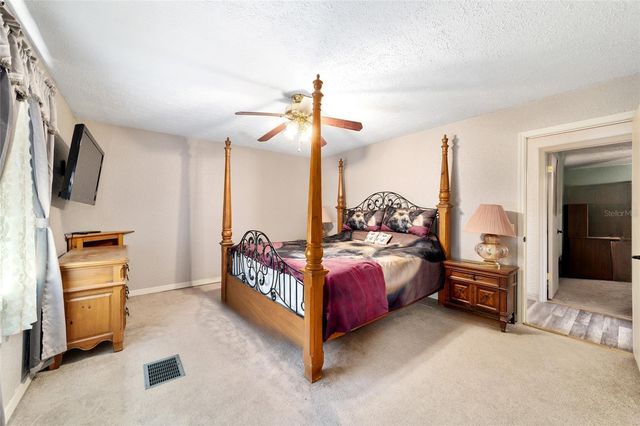 15755 SW 90TH AVENUE, Dunnellon, FL 34432