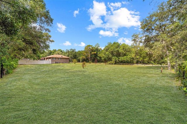 15755 SW 90TH AVENUE, Dunnellon, FL 34432