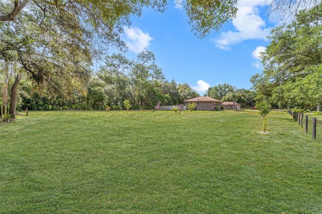 15755 SW 90TH AVENUE, Dunnellon, FL 34432