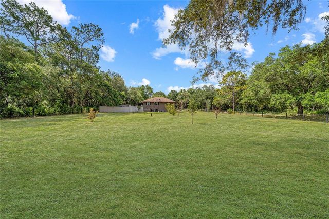 15755 SW 90TH AVENUE, Dunnellon, FL 34432