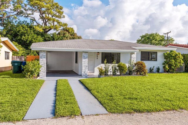 699 NE 40th Street, Oakland Park, FL 33334