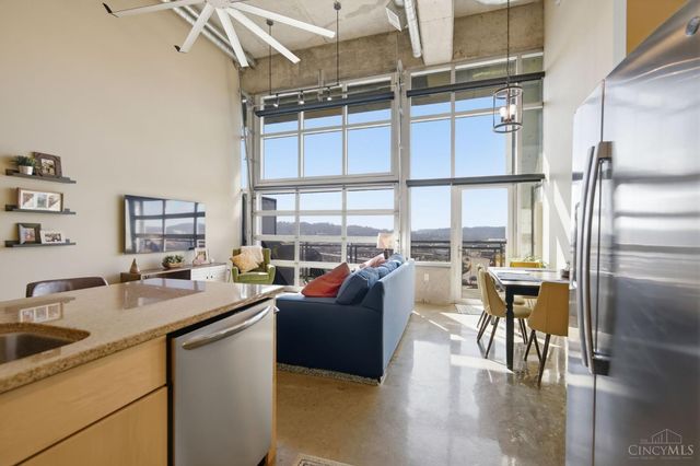 353 W Fourth Street, Cincinnati, OH 45202