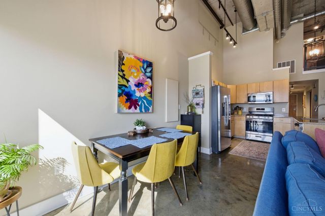 353 W Fourth Street, Cincinnati, OH 45202