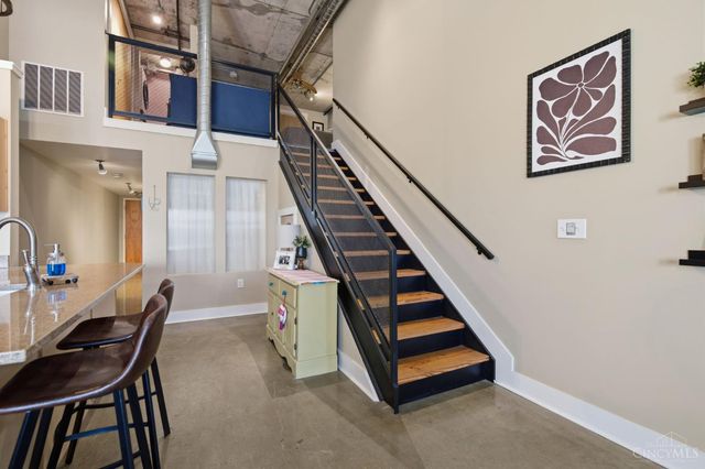 353 W Fourth Street, Cincinnati, OH 45202