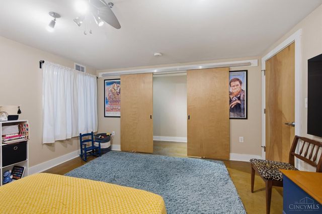 353 W Fourth Street, Cincinnati, OH 45202