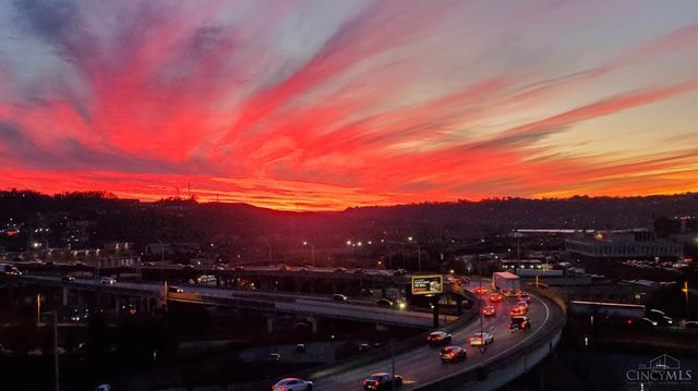 353 W Fourth Street, Cincinnati, OH 45202