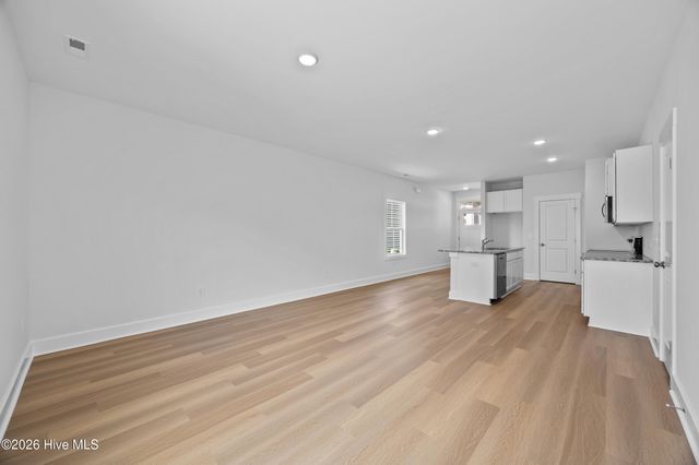 18 E Pioneer Way 74, Hampstead, NC 28443