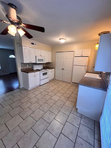 1423 Ashley River Road 3d, Charleston, SC 29407