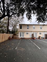 1423 Ashley River Road 3d, Charleston, SC 29407