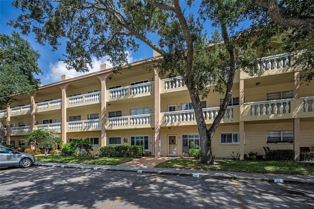 2226 SWITZERLAND WAY 52, Clearwater, FL 33763