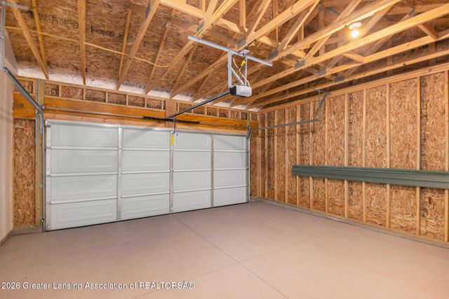 2984 Moccasin Drive, Dewitt, MI 48820