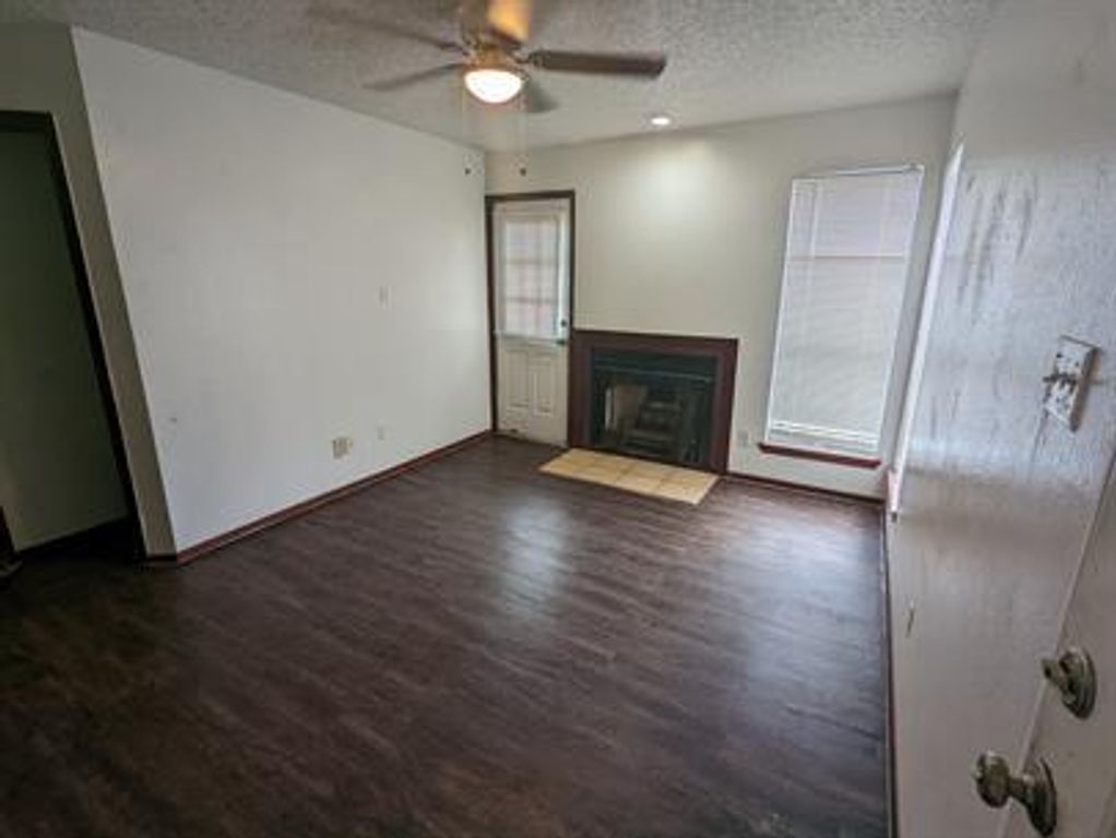 2800 Bull Run 706, Taylor, TX 76574