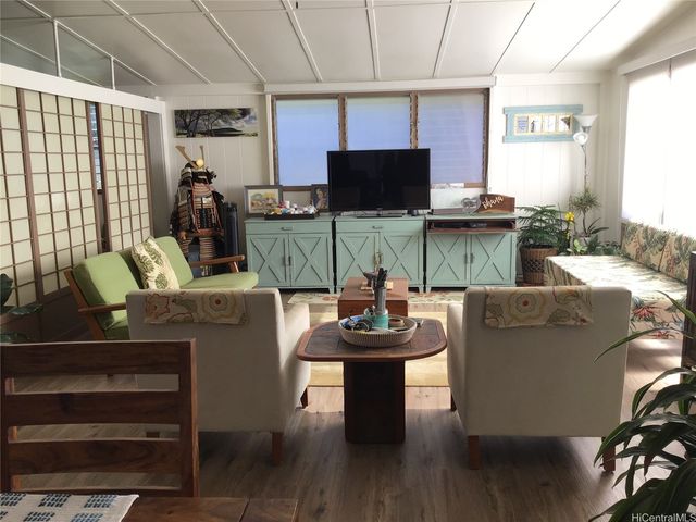 2218 Anapanapa Street, Pearl City, HI 96782