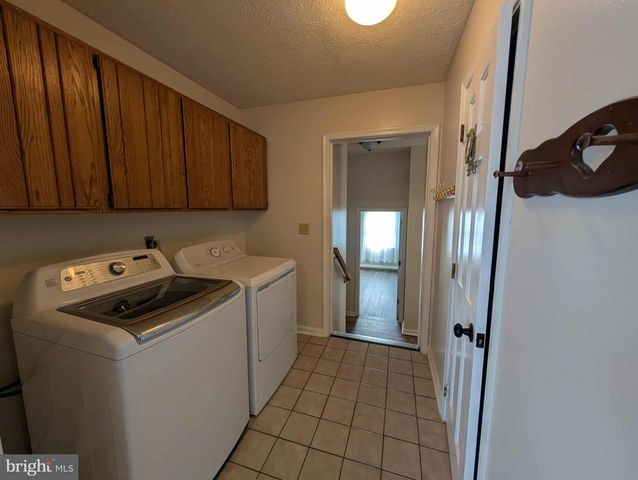 6810 CRESCENT RIDGE CT, Bealeton, VA 22712