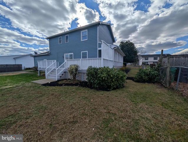 6810 CRESCENT RIDGE CT, Bealeton, VA 22712