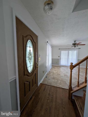 6810 CRESCENT RIDGE CT, Bealeton, VA 22712