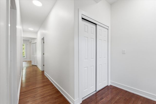 6506 S Saint Lawrence Avenue, Chicago, IL 60637