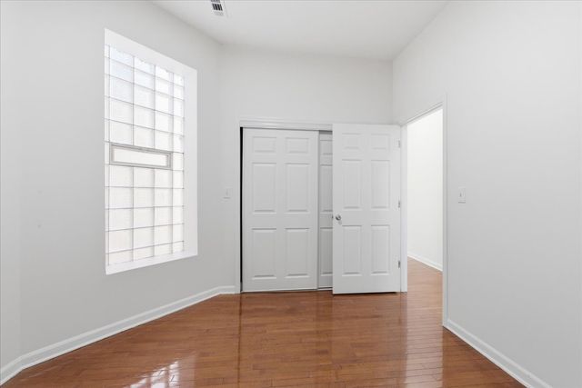 6506 S Saint Lawrence Avenue, Chicago, IL 60637