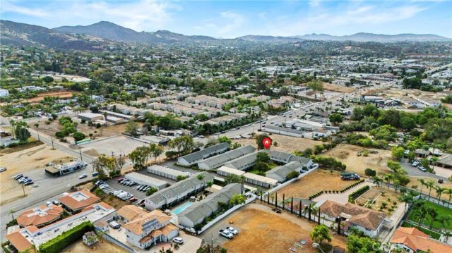 2112 E Vista 20, Vista, CA 92084