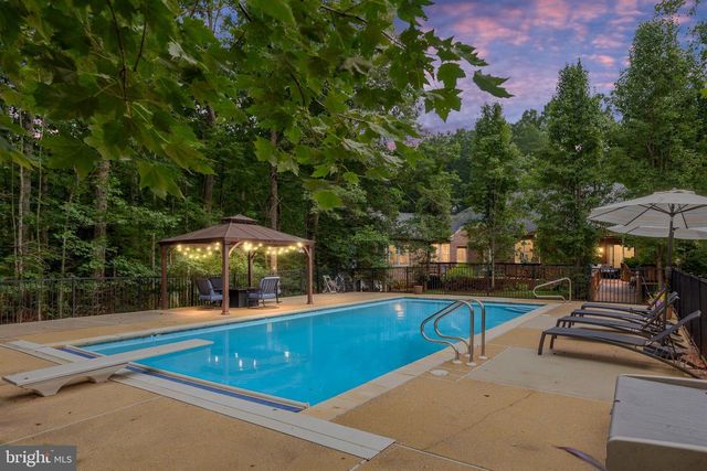 13801 HUNTING RUN DR, Fredericksburg, VA 22407