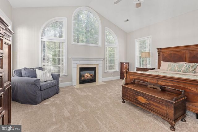 13801 HUNTING RUN DR, Fredericksburg, VA 22407
