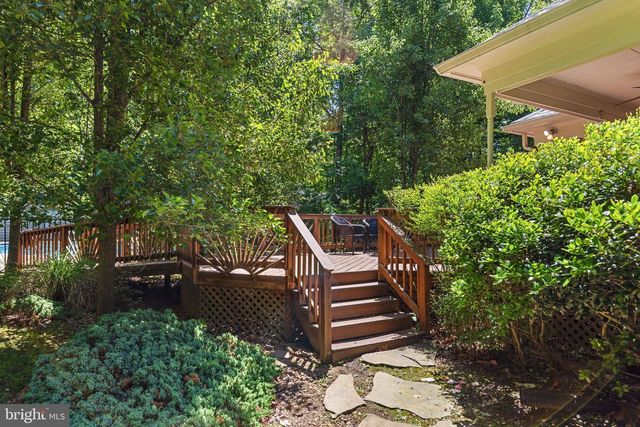 13801 HUNTING RUN DR, Fredericksburg, VA 22407