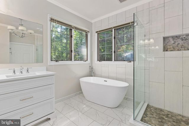 13801 HUNTING RUN DR, Fredericksburg, VA 22407
