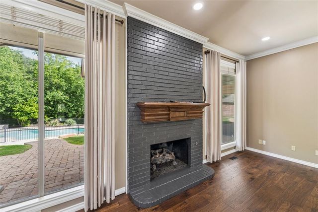 2404 Mission Ridge Drive, Edmond, OK 73025
