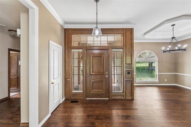 2404 Mission Ridge Drive, Edmond, OK 73025