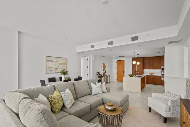 777 3RD AVE N #1504 1504, St Petersburg, FL 33701