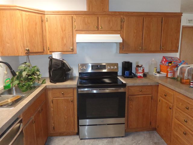 222 E 4th Street, Grand Junction, MI 49056