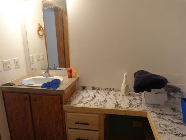 222 E 4th Street, Grand Junction, MI 49056