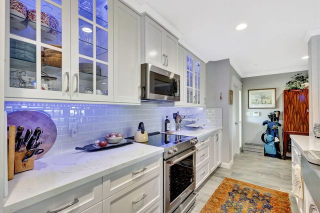 16910 Bay Street E E503, Jupiter, FL 33477