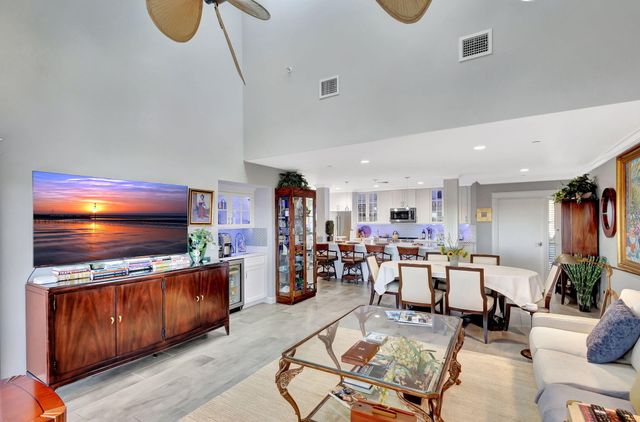 16910 Bay Street E E503, Jupiter, FL 33477