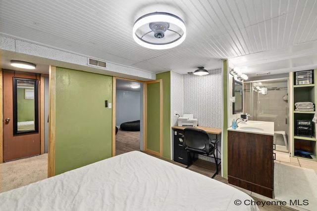 1122 W LEISHER RD, Cheyenne, WY 82007