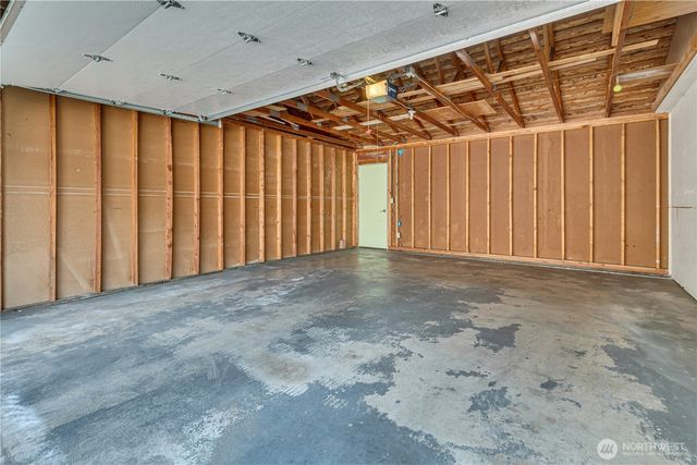 24913 11th Avenue S, Des Moines, WA 98198