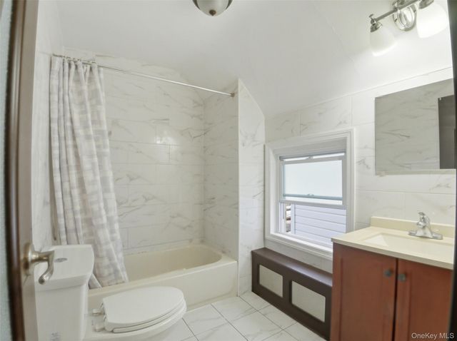 2851 Briggs Avenue, Bronx, NY 10458