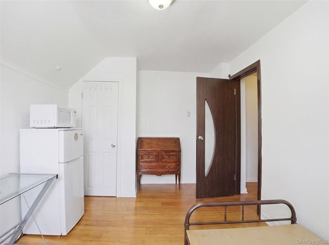 2851 Briggs Avenue, Bronx, NY 10458
