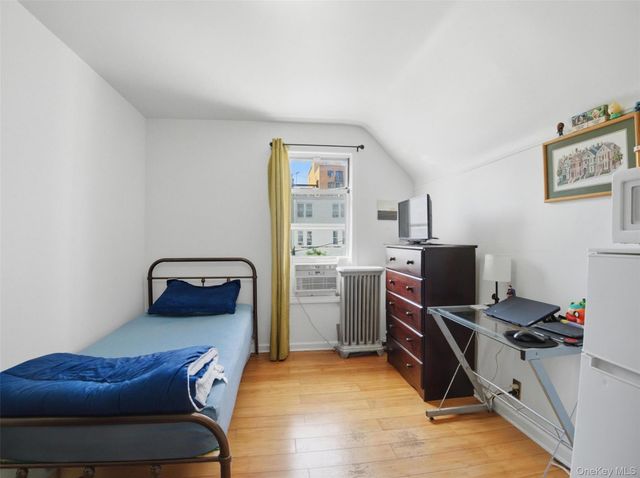 2851 Briggs Avenue, Bronx, NY 10458