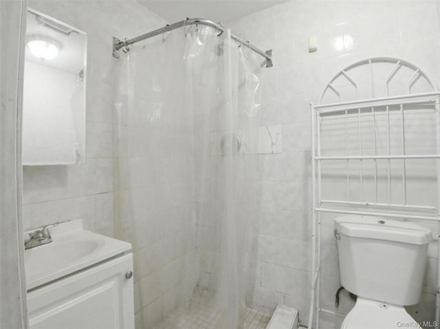 2851 Briggs Avenue, Bronx, NY 10458