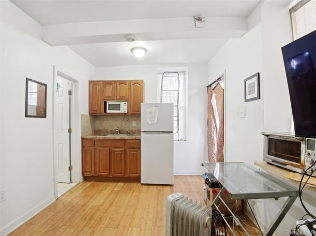 2851 Briggs Avenue, Bronx, NY 10458