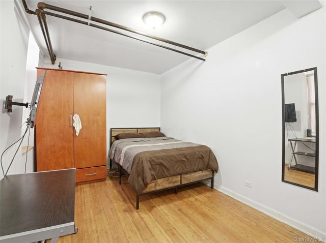 2851 Briggs Avenue, Bronx, NY 10458