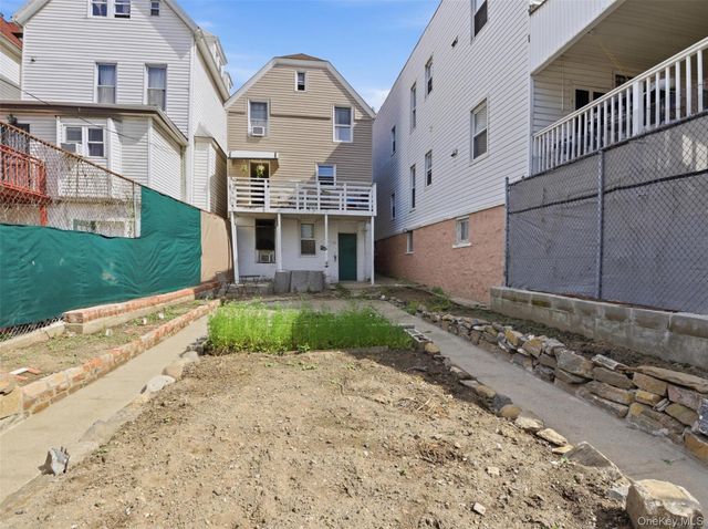 2851 Briggs Avenue, Bronx, NY 10458