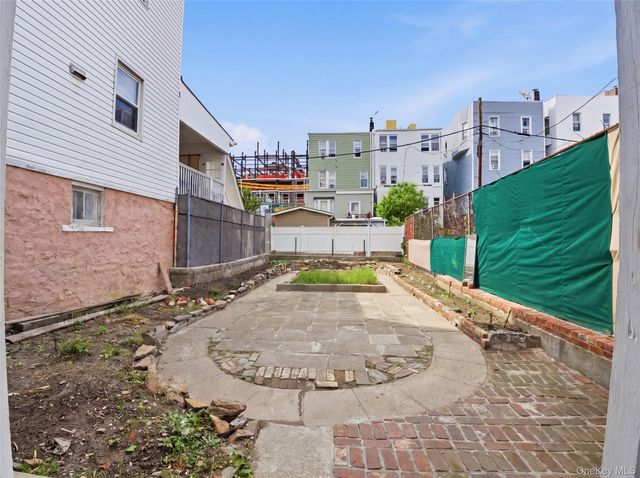 2851 Briggs Avenue, Bronx, NY 10458