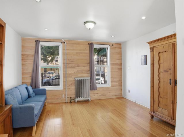 2851 Briggs Avenue, Bronx, NY 10458