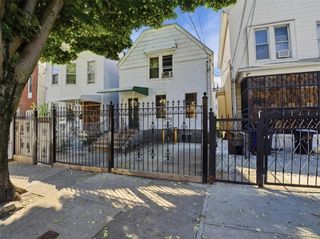 2851 Briggs Avenue, Bronx, NY 10458