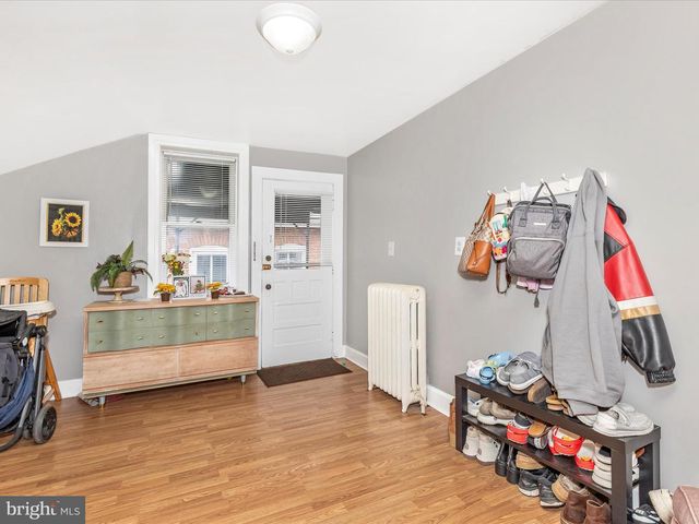 250 E E MAIN STREET, Waynesboro, PA 17268