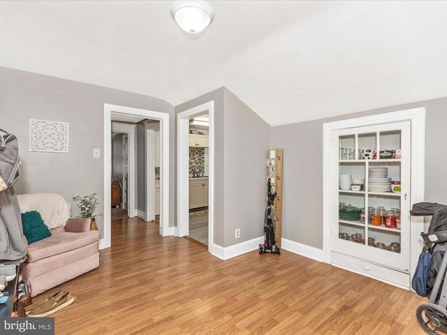 250 E E MAIN STREET, Waynesboro, PA 17268