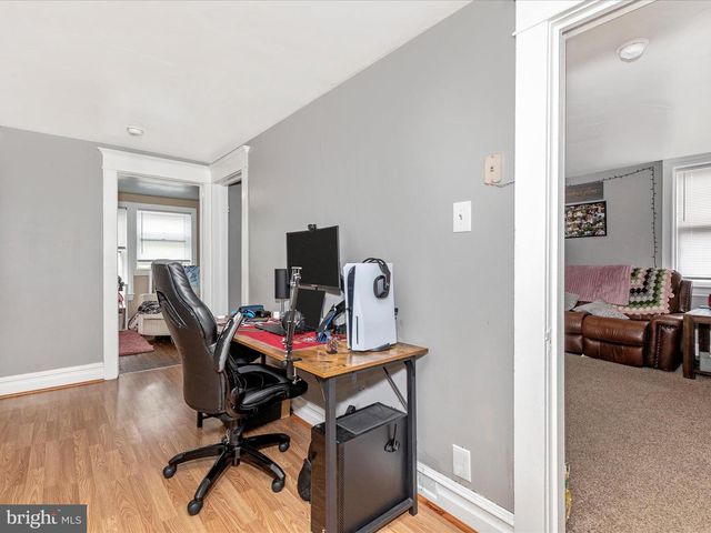 250 E E MAIN STREET, Waynesboro, PA 17268