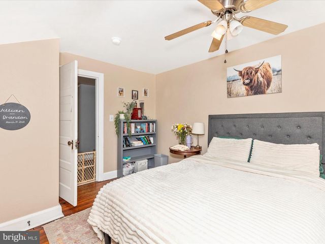 250 E E MAIN STREET, Waynesboro, PA 17268